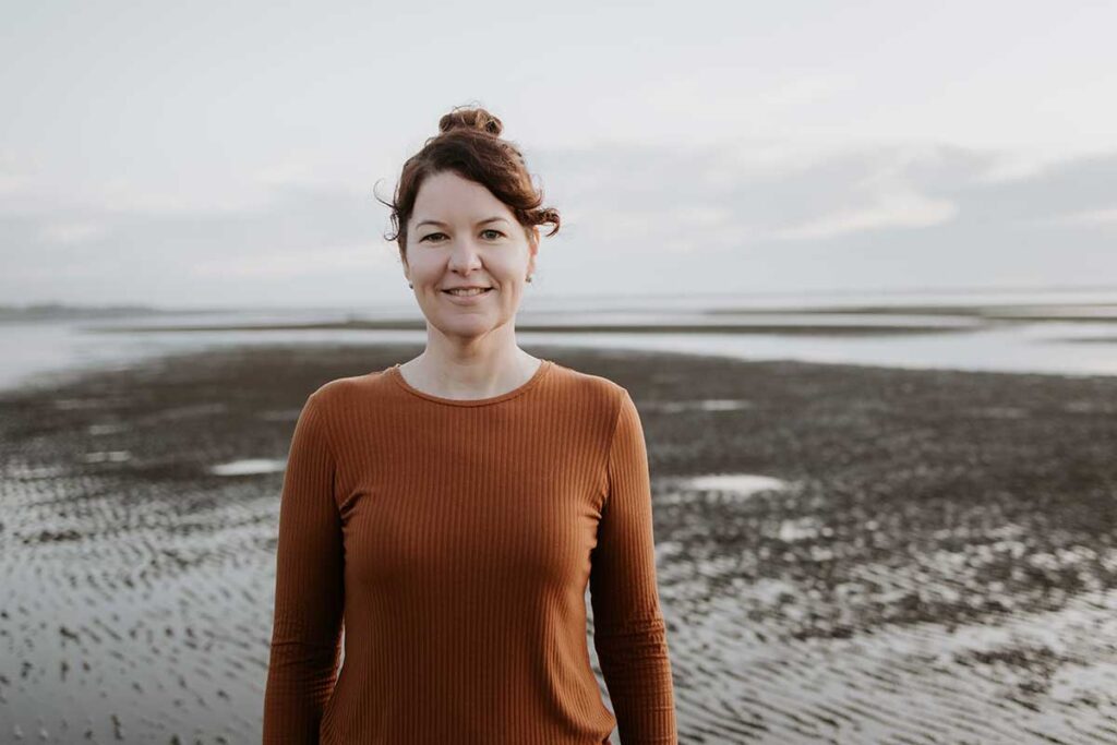 Heidi, Soul Trader - yoga teacher